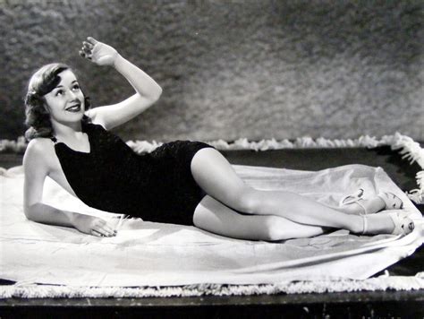 Film Noir Photos Bathing Beauties Anne Shirley