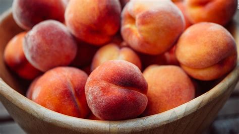 Peaches Are One Of The Best Fruits Of Summer Here Are Some Recipes To