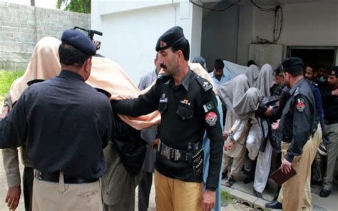 ده‌ها مهاجر افغان از زندان‌های پاکستان آزاد شدند کلید گروپ