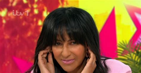 Lorraine S Ranvir Singh Covers Ears As Co Star Accidentally Reveals Netflix Spoilers Daily Star