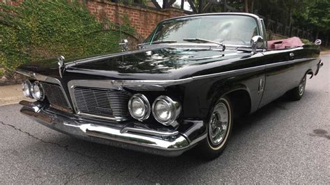 1962 Imperial Crown Shows Chryslers Luxurious Side Motorious
