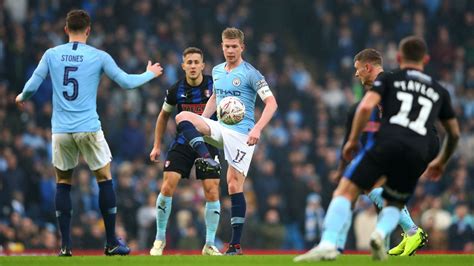 Susunan pemain manchester united vs liverpool Hasil Piala FA: Manchester City Gilas Rotherham United 7-0 ...