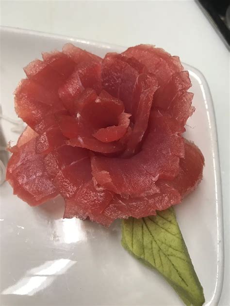 Sashimi Tuna Flower