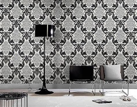 40 Silver And White Damask Wallpaper