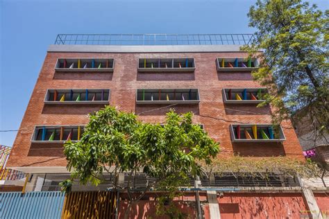 New Delhi School With A Unique Combination Of Concrete Finishes Bright