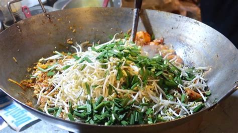 Common flavors in thai food come from garlic, galangal, coriander/cilantro, lemon grass, shallots, pepper, kaffir lime leaves, shrimp paste, fish sauce, and chilies. HUGE PAD THAI WOK - Thai Street Food - YouTube | Street ...