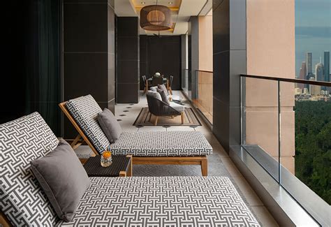 Maybe you would like to learn more about one of these? Presidential Suite in Galleria, Houston - The Post Oak