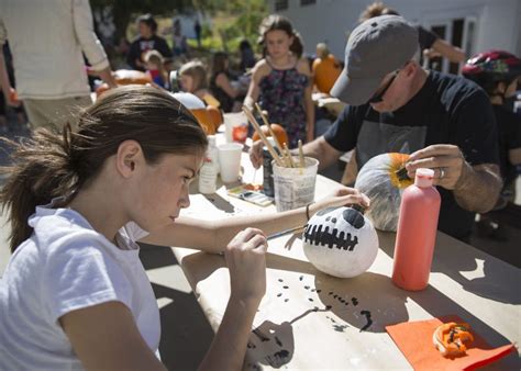Spanish word for scarecrow and scarecrow translate , translation from english to spanish www.englishdictionaryonline.org. Halloween arrives early with the Scarecrow Festival at ...
