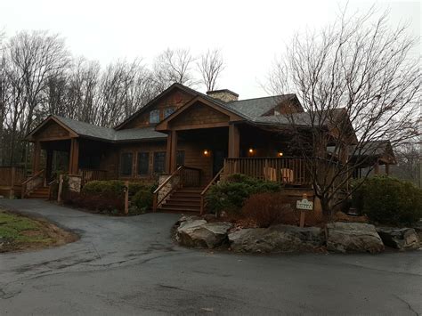 Skytop Lodge In The Poconos A Great Getaway For All