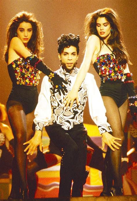 Prince Photo Still From Music Video Cream 1991 Cantantes