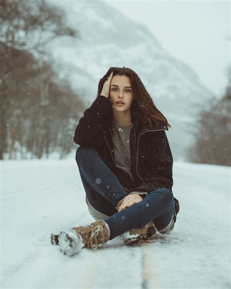 Cool Photoshoot Via Andrewlabreck Twitter Winter Portraits Photography