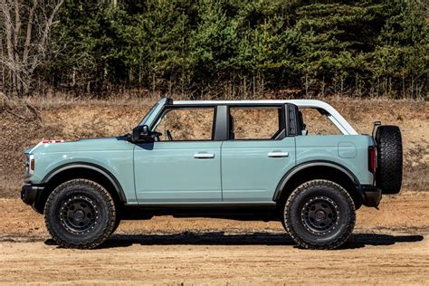 Check Out The 2021 Ford Broncos Cool Fastback Soft Top Carbuzz