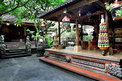Mendengar kata bali apa yang terlintas di fikiran kalian ? Mengulas 5 Fakta Menarik dari Arsitektur Tradisional Bali