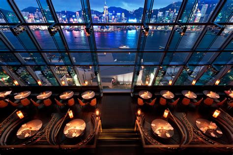 Top of the old mandarin, great bar snacks to go along with creative cocktails. Aqua | Restaurants in Tsim Sha Tsui, Hong Kong