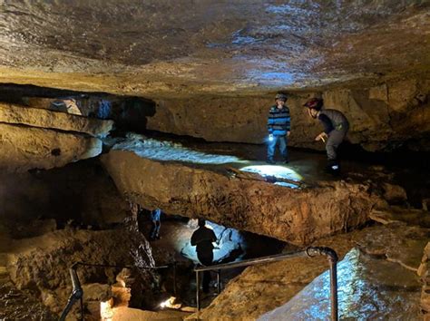The Wisconsin Cave Tour That Belongs On Your Bucket List