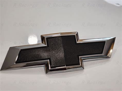 2022 Chevrolet Refreshed Silverado 1500 Bowtie Front Grille Chrome
