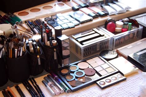 Whats In My Kit Makeup Artist Gucci Westman Beauty Blitz