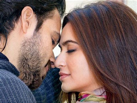 Kriti Kharbanda In Raaz Reboot Had To Kiss On Screen And Did Not Find It Raaz Reboot