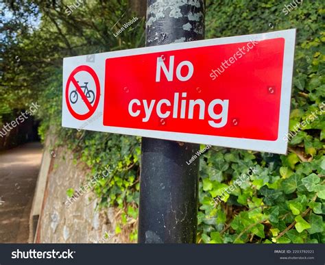 8392 No Cycling Sign Images Stock Photos 3d Objects And Vectors