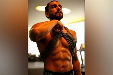 Ranveer Singh Flaunts Chiseled Abs In New Shirtless Pic Check Out