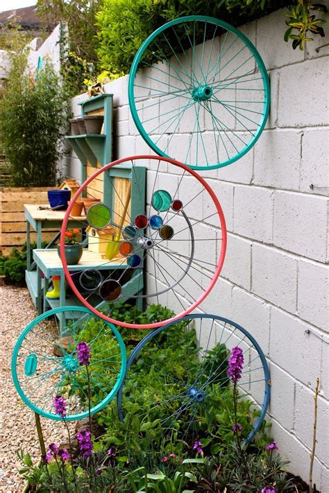 Love This Idea Of Up Cycling Old Bike Wheels As Garden Art In 2022