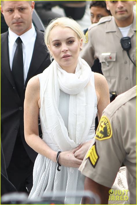 Lindsay Lohan Probation Revoked By Judge Lindsay Lohan Photo 26182800 Fanpop