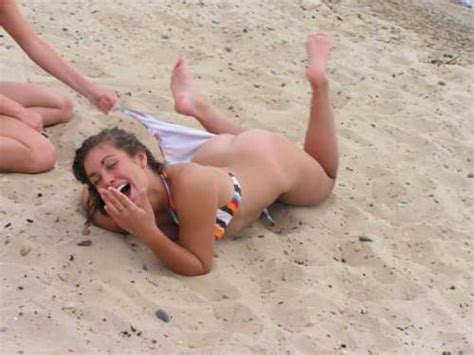 Getting Pantsed On The Beach By Her Friend