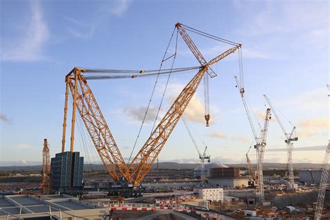In Pictures Edf Shows Off Worlds Largest Crane At Hinkley