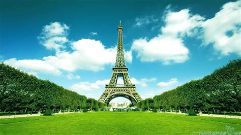 Eiffel Tower Background 63 Images