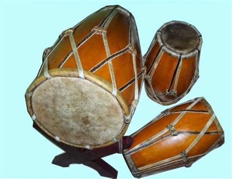 Kendang adalah salah satu alat musik tradisional yang unik karena cara. 6 alat musik jawa yang menyeluruh | trowulan blogspot