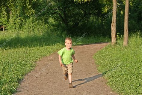 Running Boy From Wood — Stock Photo © Pahal 3539929