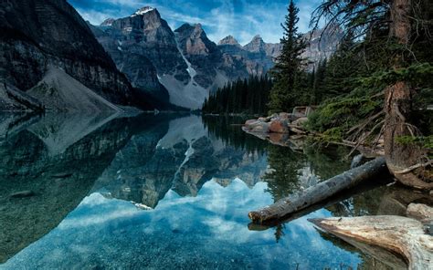 Stunning Landscape Moraine Lake Alberta