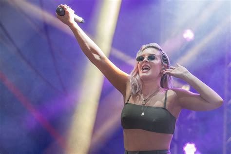 Anne Marie Anne Marie At Reading Leeds