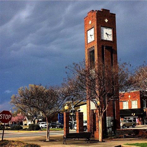 Downtown Simpsonville Sc Still Looking Beautiful As Ever On A Post