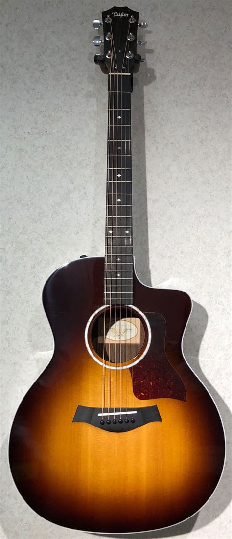 Taylor Guitars 214ce DLX SB full - Legacy Music