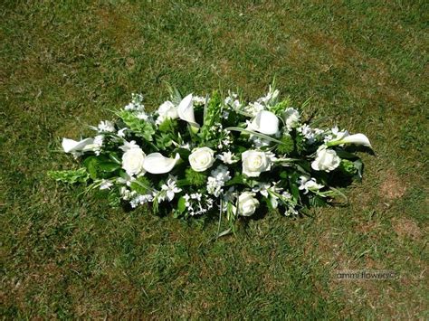 Calla Lily And Rose Coffin Spray Ammiflowers Funeralflowers