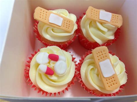 Pin On Cupcakes By Whippedwithlove