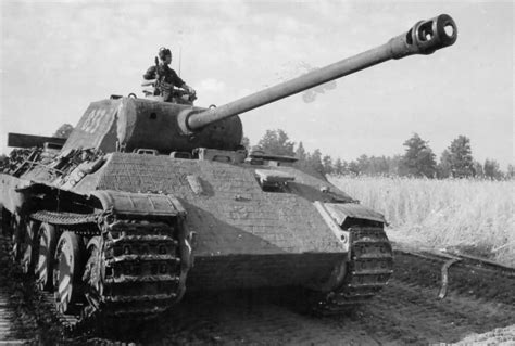 Panther Ausf A With Zimmeritt Of Waffen Ss 1944 World War Photos