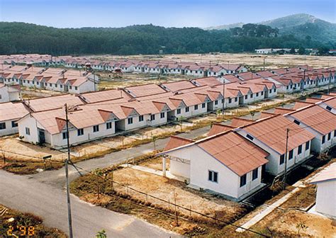 Low income housing allocation system in malaysia: Welcome to DurianProperty.com: Parliament: 165 Abandoned ...