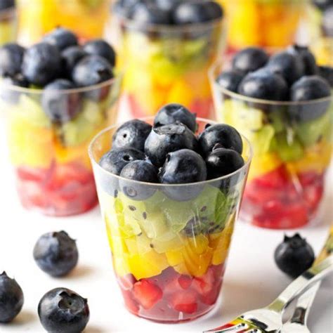 Pin By Kdragon On Salads 2 Fruit Cups Rainbow Fruit Fruit