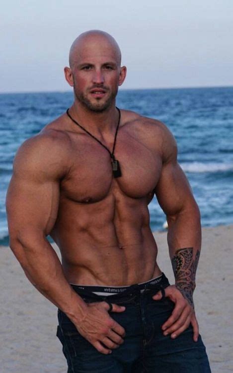 Pin By Dave Xavier On Forever Summer Bald Men Sexy Men Men