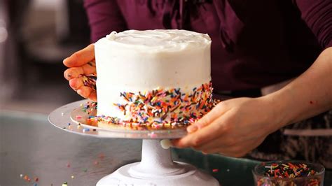 How To Decorate A Cake With Sprinkles Cake Decorating Youtube