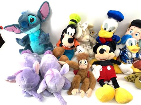 Lot Lot Of 15 Assorted Disney Plush