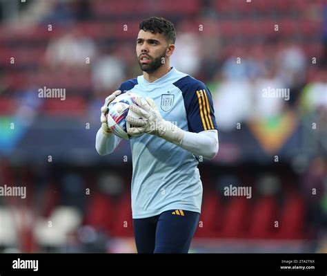 Brentford Stadion Hi Res Stock Photography And Images Alamy