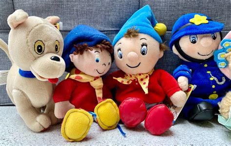 Noddy Figurines Keychains Martha Monkey Mr Wobblyman Mr Plod Big Ears