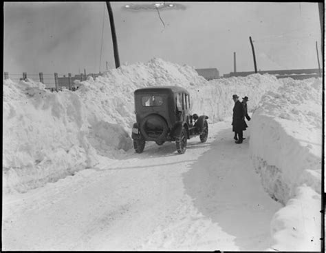 Mighty Snow Drifts In Plymouth Many Feet High File Name Flickr