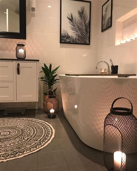 Sensational spa themed bathroom online. Possible artwork and accessory ideas for jungle spa ...