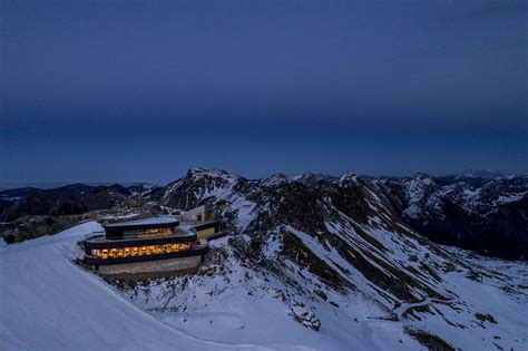 The Alpine Modernism Of Nebelhorn Summit Restaurant Yatzer