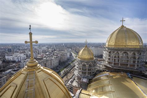 „catedrala prostirii neamului aduce o amendă de 10.000 de lei pentru google românia din partea cncd. Google Bucureşti a fost amendată de CNCD pentru schimbarea ...