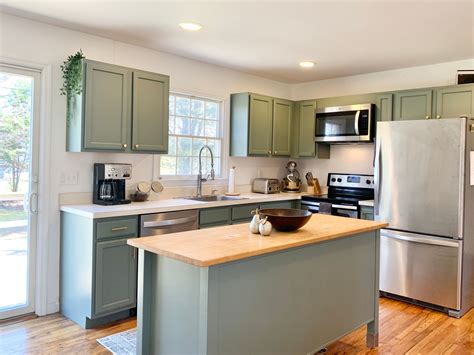 Transform Your Outdated Kitchen On A Budget Faust House